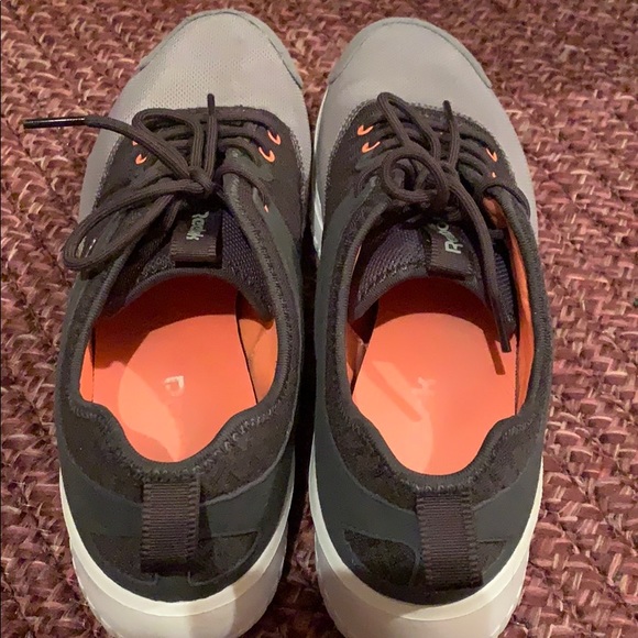 Reebok tennis shoes 👟 - Picture 3 of 6